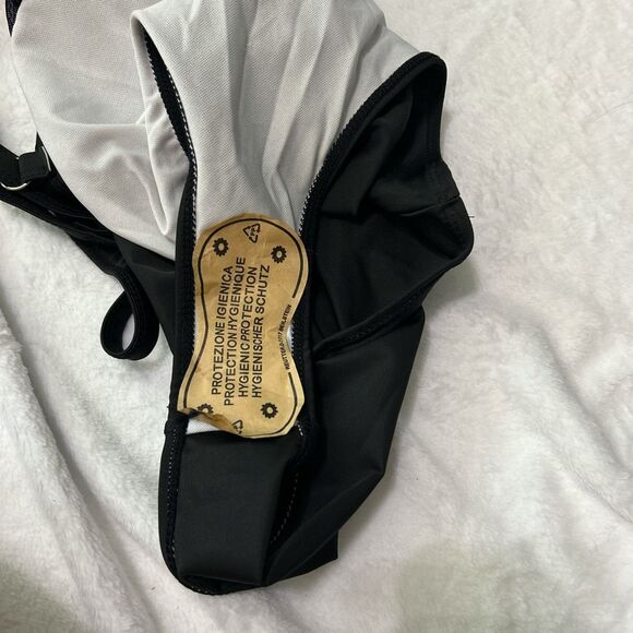 Women's Tummy Control Mesh Accent Sexy One Piece Bathing Suit. Size Small. Black - Picture 9 of 9